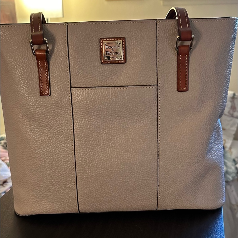 Dooney and Bourke Bag